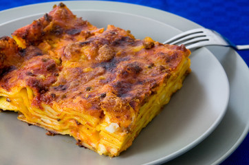 lasagne italiane al ragù