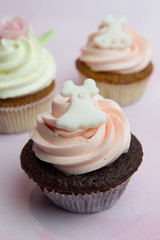 Cupcake mit Brautkleid