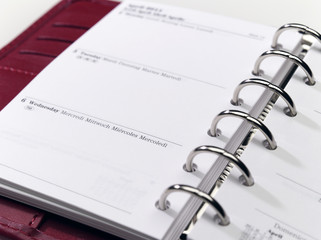 rotes filofax solo querformat