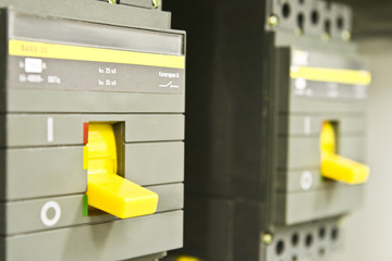 Electric devices © Rumo