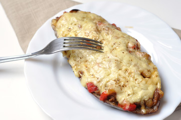 Aubergine mit Fleisch