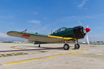 Avion Mitsubishi A6m Zero