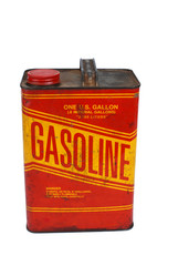 1 gallon gas can with cap on pour spout