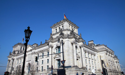 Obraz premium The Reichstag building in Berlin, Germany.