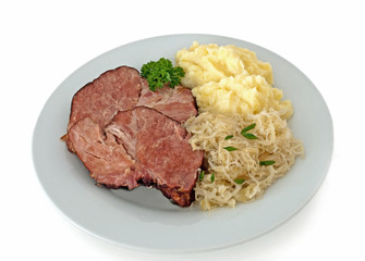 Kassler mit Sauerkraut & Kartoffelbrei