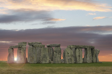 Sun breaks through at Stonehenge