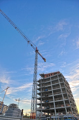 Construcci&oacute;n de inmueble.