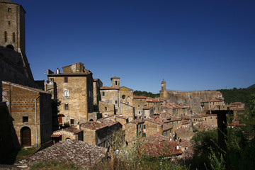Fototapeta premium Sorano, panoramica del borgo antico e castello
