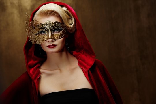 Beautiful lady in carnival mask