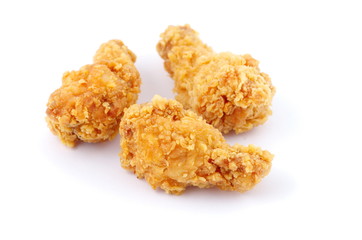 trois morceaux de poulet frit