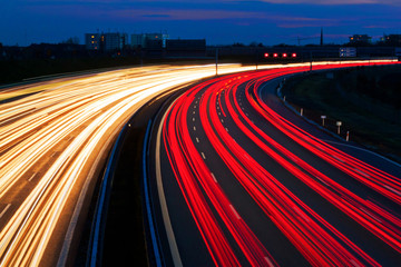 Lichtschlange von Autobahn