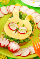 easter sandwich for child
