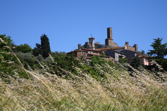 Montecchio Vespone, castello