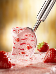 Erdbeereis