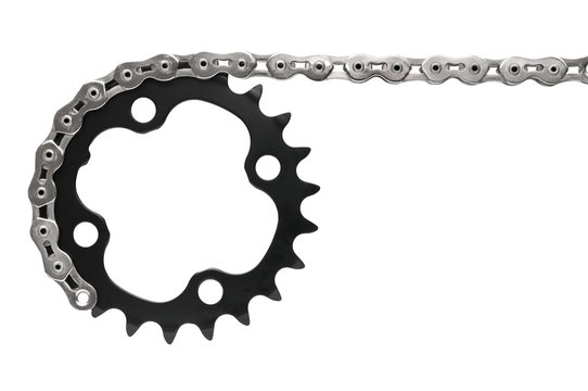 Bike drivetrain with chain