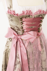 Dirndl auf dem Torso