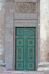 Klassizistische Kathedrale von Esztergom an der Donau (Ungarn)