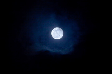 blue_moon_04