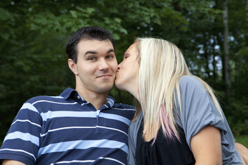 Obraz premium Young Couple in a park