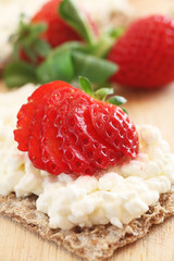 Curd Cheese Snack with Strawberries