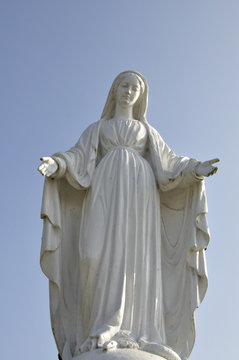 Sainte Vierge