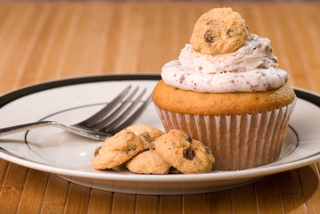 Cookie Dough Cupcake