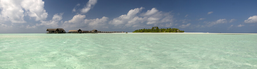 Makunufushi Island