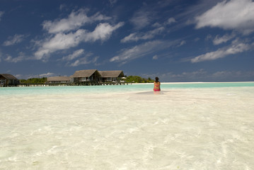 Makunufushi Island