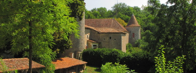 Village et Château de Rancogne ; Charente, Limousin, Périgord