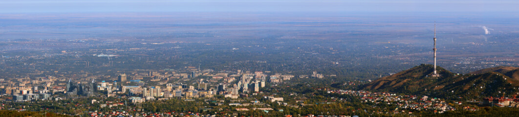 Fototapeta premium panorama of city almaty