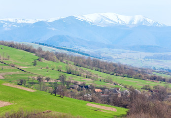 Naklejka premium Spring mountain country valley view