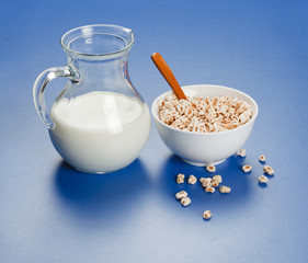Popped wheat flakes and milk