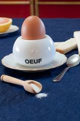 petit déjeuner oeuf à la coque