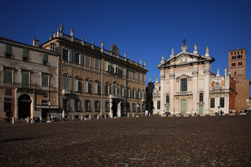 Mantova,Piazza Sordello