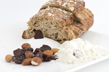 pain et fruits sec