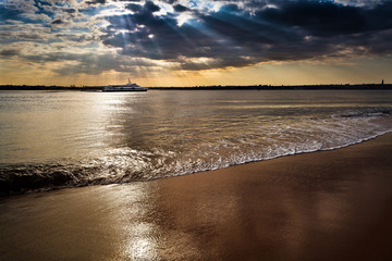 Naklejka premium View of river Tejo.