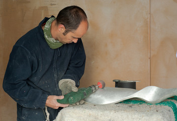 Shaping aluminum