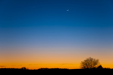 Fototapeta premium Beautiful landscape at dusk
