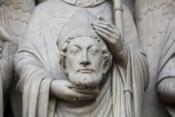 Fototapeta na wymiar Saint Denis, first bishop of Paris at the Notre Dame cathedral