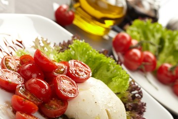 tomatoes with mozzarella