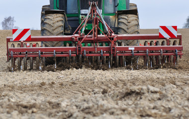 tracteur et herse
