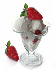 ice cream with strawberry