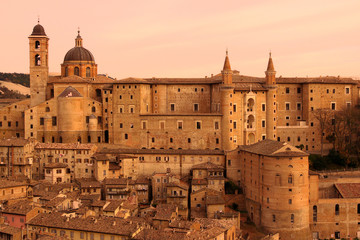 Fototapeta na wymiar Urbino sunset view