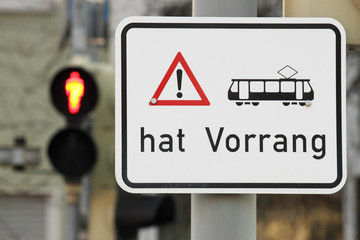 Tram hat Vorrang