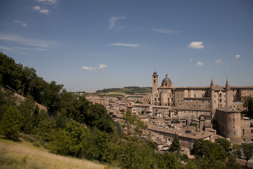 Fototapeta na wymiar Urbino, miasto krajobrazy