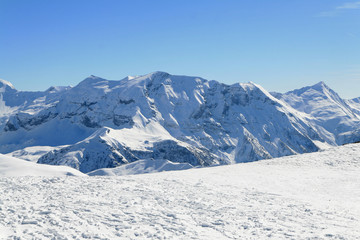 Fototapeta na wymiar na szczycie góry
