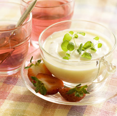 vanilla yogurt