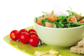 image of green salad with smoked salmon