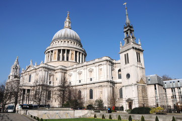 Fototapeta na wymiar Christopher Wrens St Pauls Cathedral in London