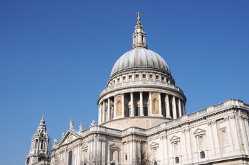 Fototapeta na wymiar Christopher Wrens St Pauls Cathedral in London